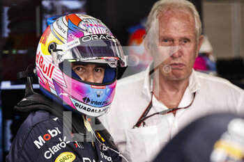 2022-05-06 - PEREZ Sergio (mex), Red Bull Racing RB18, portrait MARKO Helmut (aut), Drivers’ Manager of Red Bull Racing, portrait during the Formula 1 Crypto.com Miami Grand Prix 2022, 5th round of the 2022 FIA Formula One World Championship, on the Miami International Autodrome, from May 6 to 8, 2022 in Miami Gardens, Florida, United States of America - FORMULA 1 CRYPTO.COM MIAMI GRAND PRIX 2022, 5TH ROUND OF THE 2022 FIA FORMULA ONE WORLD CHAMPIONSHIP - FORMULA 1 - MOTORS
