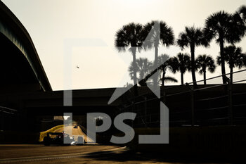 2022-05-06 - 11 PEREZ Sergio (mex), Red Bull Racing RB18, action during the Formula 1 Crypto.com Miami Grand Prix 2022, 5th round of the 2022 FIA Formula One World Championship, on the Miami International Autodrome, from May 6 to 8, 2022 in Miami Gardens, Florida, United States of America - FORMULA 1 CRYPTO.COM MIAMI GRAND PRIX 2022, 5TH ROUND OF THE 2022 FIA FORMULA ONE WORLD CHAMPIONSHIP - FORMULA 1 - MOTORS