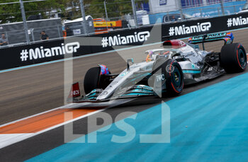 2022-05-06 - 63 RUSSELL George (gbr), Mercedes AMG F1 Team W13, action during the Formula 1 Crypto.com Miami Grand Prix 2022, 5th round of the 2022 FIA Formula One World Championship, on the Miami International Autodrome, from May 6 to 8, 2022 in Miami Gardens, Florida, United States of America - FORMULA 1 CRYPTO.COM MIAMI GRAND PRIX 2022, 5TH ROUND OF THE 2022 FIA FORMULA ONE WORLD CHAMPIONSHIP - FORMULA 1 - MOTORS