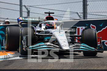 2022-05-07 - 63 RUSSELL George (gbr), Mercedes AMG F1 Team W13, action during the Formula 1 Crypto.com Miami Grand Prix 2022, 5th round of the 2022 FIA Formula One World Championship, on the Miami International Autodrome, from May 6 to 8, 2022 in Miami Gardens, Florida, United States of America - FORMULA 1 CRYPTO.COM MIAMI GRAND PRIX 2022, 5TH ROUND OF THE 2022 FIA FORMULA ONE WORLD CHAMPIONSHIP - FORMULA 1 - MOTORS