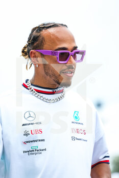 2022-05-08 - HAMILTON Lewis (gbr), Mercedes AMG F1 Team W13, portrait during the Formula 1 Crypto.com Miami Grand Prix 2022, 5th round of the 2022 FIA Formula One World Championship, on the Miami International Autodrome, from May 6 to 8, 2022 in Miami Gardens, Florida, United States of America - FORMULA 1 CRYPTO.COM MIAMI GRAND PRIX 2022, 5TH ROUND OF THE 2022 FIA FORMULA ONE WORLD CHAMPIONSHIP - FORMULA 1 - MOTORS