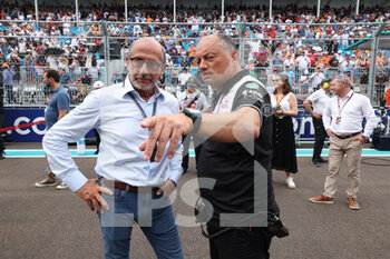 2022-05-08 - VASSEUR Frederic (fra), Team Principal of Alfa Romeo F1 Team ORLEN, portrait, with Richard Mille, starting grid, grille de depart, during the Formula 1 Crypto.com Miami Grand Prix 2022, 5th round of the 2022 FIA Formula One World Championship, on the Miami International Autodrome, from May 6 to 8, 2022 in Miami Gardens, Florida, United States of America - FORMULA 1 CRYPTO.COM MIAMI GRAND PRIX 2022, 5TH ROUND OF THE 2022 FIA FORMULA ONE WORLD CHAMPIONSHIP - FORMULA 1 - MOTORS