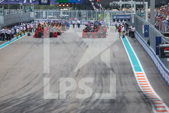 2022-05-08 - Starting grid during the Formula 1 Crypto.com Miami Grand Prix 2022, 5th round of the 2022 FIA Formula One World Championship, on the Miami International Autodrome, from May 6 to 8, 2022 in Miami Gardens, Florida, United States of America - FORMULA 1 CRYPTO.COM MIAMI GRAND PRIX 2022, 5TH ROUND OF THE 2022 FIA FORMULA ONE WORLD CHAMPIONSHIP - FORMULA 1 - MOTORS