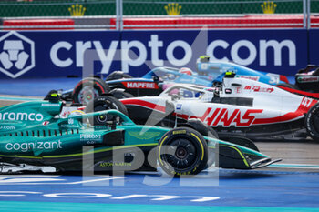 2022-05-08 - 47 SCHUMACHER Mick (ger), Haas F1 Team VF-22 Ferrari, action with 05 VETTEL Sebastian (ger), Aston Martin F1 Team AMR22, crash, accident, during the Formula 1 Crypto.com Miami Grand Prix 2022, 5th round of the 2022 FIA Formula One World Championship, on the Miami International Autodrome, from May 6 to 8, 2022 in Miami Gardens, Florida, United States of America - FORMULA 1 CRYPTO.COM MIAMI GRAND PRIX 2022, 5TH ROUND OF THE 2022 FIA FORMULA ONE WORLD CHAMPIONSHIP - FORMULA 1 - MOTORS
