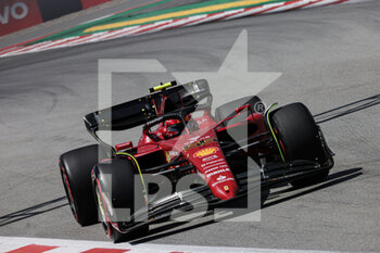 2022-05-20 - Carlos Sainz (SPA) Ferrari F1-75 - FORMULA 1 PIRELLI GRAN PREMIO DE ESPAÑA 2022 PRACTICE - FORMULA 1 - MOTORS