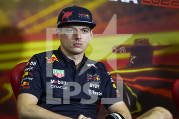 2022-05-20 - VERSTAPPEN Max (ned), Red Bull Racing RB18, portrait, press conference during the Formula 1 Pirelli Grand Premio de Espana 2022, 6th round of the 2022 FIA Formula One World Championship, on the Circuit de Barcelona-Catalunya, from May 20 to 22, 2022 in Montmelo, Spain - FORMULA 1 PIRELLI GRAND PREMIO DE ESPANA 2022, 6TH ROUND OF THE 2022 FIA FORMULA ONE WORLD CHAMPIONSHIP - FORMULA 1 - MOTORS