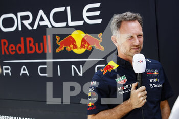 2022-05-20 - HORNER Christian (gbr), Team Principal of Red Bull Racing, portrait during the Formula 1 Pirelli Grand Premio de Espana 2022, 6th round of the 2022 FIA Formula One World Championship, on the Circuit de Barcelona-Catalunya, from May 20 to 22, 2022 in Montmelo, Spain - FORMULA 1 PIRELLI GRAND PREMIO DE ESPANA 2022, 6TH ROUND OF THE 2022 FIA FORMULA ONE WORLD CHAMPIONSHIP - FORMULA 1 - MOTORS