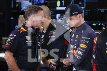 2022-05-21 - HORNER Christian (gbr), Team Principal of Red Bull Racing, portrait VERSTAPPEN Max (ned), Red Bull Racing RB18, portrait during the Formula 1 Pirelli Grand Premio de Espana 2022, 6th round of the 2022 FIA Formula One World Championship, on the Circuit de Barcelona-Catalunya, from May 20 to 22, 2022 in Montmelo, Spain - FORMULA 1 PIRELLI GRAND PREMIO DE ESPANA 2022, 6TH ROUND OF THE 2022 FIA FORMULA ONE WORLD CHAMPIONSHIP - FORMULA 1 - MOTORS