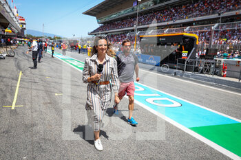 2022-05-22 - Canal+ atmosphere during the Formula 1 Pirelli Grand Premio de Espana 2022, 6th round of the 2022 FIA Formula One World Championship, on the Circuit de Barcelona-Catalunya, from May 20 to 22, 2022 in Montmelo, Spain - FORMULA 1 PIRELLI GRAND PREMIO DE ESPANA 2022, 6TH ROUND OF THE 2022 FIA FORMULA ONE WORLD CHAMPIONSHIP - FORMULA 1 - MOTORS