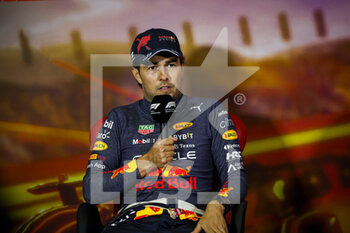 2022-05-22 - PEREZ Sergio (mex), Red Bull Racing RB18, portrait during the FIA presse conference after the Formula 1 Pirelli Grand Premio de Espana 2022, 6th round of the 2022 FIA Formula One World Championship, on the Circuit de Barcelona-Catalunya, from May 20 to 22, 2022 in Montmelo, Spain - FORMULA 1 PIRELLI GRAND PREMIO DE ESPANA 2022, 6TH ROUND OF THE 2022 FIA FORMULA ONE WORLD CHAMPIONSHIP - FORMULA 1 - MOTORS