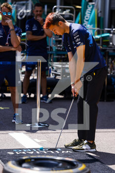 2022-05-26 - ALBON Alexander (tha), Williams Racing FW44, playing golf during the Formula 1 Grand Prix de Monaco 2022, 7th round of the 2022 FIA Formula One World Championship, on the Circuit de Monaco, from May 27 to 29, 2022 in Monte-Carlo, Monaco - F1 - MONACO GRAND PRIX 2022 - FORMULA 1 - MOTORS