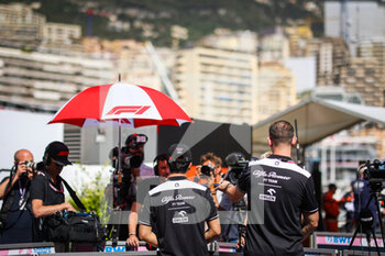 2022-05-27 - ZHOU Guanyu (chi), Alfa Romeo F1 Team ORLEN C42, portrait during the Formula 1 Grand Prix de Monaco 2022, 7th round of the 2022 FIA Formula One World Championship, on the Circuit de Monaco, from May 27 to 29, 2022 in Monte-Carlo, Monaco - F1 - MONACO GRAND PRIX 2022 - FORMULA 1 - MOTORS