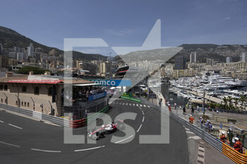 2022-05-27 - 24 ZHOU Guanyu (chi), Alfa Romeo F1 Team ORLEN C42, actionduring the Formula 1 Grand Prix de Monaco 2022, 7th round of the 2022 FIA Formula One World Championship, on the Circuit de Monaco, from May 27 to 29, 2022 in Monte-Carlo, Monaco - F1 - MONACO GRAND PRIX 2022 - FORMULA 1 - MOTORS