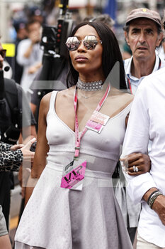 2022-05-29 - Naomi Campbell during the Formula 1 Grand Prix de Monaco 2022, 7th round of the 2022 FIA Formula One World Championship, on the Circuit de Monaco, from May 27 to 29, 2022 in Monte-Carlo, Monaco - F1 - MONACO GRAND PRIX 2022 - RACE - FORMULA 1 - MOTORS