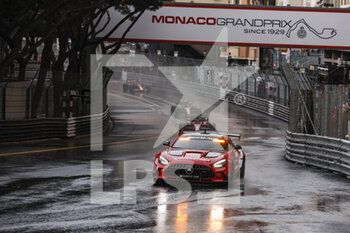 2022-05-29 - Safety car during the Formula 1 Grand Prix de Monaco 2022, 7th round of the 2022 FIA Formula One World Championship, on the Circuit de Monaco, from May 27 to 29, 2022 in Monte-Carlo, Monaco - F1 - MONACO GRAND PRIX 2022 - RACE - FORMULA 1 - MOTORS