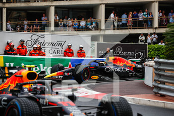 2022-05-29 - 01 VERSTAPPEN Max (nld), Red Bull Racing RB18, action during the Formula 1 Grand Prix de Monaco 2022, 7th round of the 2022 FIA Formula One World Championship, on the Circuit de Monaco, from May 27 to 29, 2022 in Monte-Carlo, Monaco - F1 - MONACO GRAND PRIX 2022 - RACE - FORMULA 1 - MOTORS