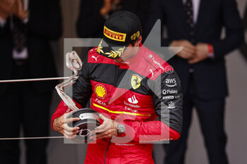 2022-05-29 - SAINZ Carlos (spa), Scuderia Ferrari F1-75, portrait podium during the Formula 1 Grand Prix de Monaco 2022, 7th round of the 2022 FIA Formula One World Championship, on the Circuit de Monaco, from May 27 to 29, 2022 in Monte-Carlo, Monaco - F1 - MONACO GRAND PRIX 2022 - RACE - FORMULA 1 - MOTORS