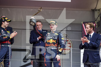 2022-05-29 - VERSTAPPEN Max (ned), Red Bull Racing RB18, portrait podium ambiance during the Formula 1 Grand Prix de Monaco 2022, 7th round of the 2022 FIA Formula One World Championship, on the Circuit de Monaco, from May 27 to 29, 2022 in Monte-Carlo, Monaco - F1 - MONACO GRAND PRIX 2022 - RACE - FORMULA 1 - MOTORS