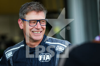 2022-06-09 - MAYLANDER Bernd, FIA Safety Car driver, portrait during the Formula 1 Azerbaijan Grand Prix 2022, 8th round of the 2022 FIA Formula One World Championship, on the Baku City Circuit, from June 10 to 12, 2022 in Baku, Azerbaijan - F1 - AZERBAIJAN GRAND PRIX 2022 - FORMULA 1 - MOTORS