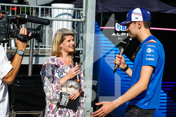 2022-06-09 - OCON Esteban (fra), Alpine F1 Team A522, portrait Canal+ TV interview during the Formula 1 Azerbaijan Grand Prix 2022, 8th round of the 2022 FIA Formula One World Championship, on the Baku City Circuit, from June 10 to 12, 2022 in Baku, Azerbaijan - F1 - AZERBAIJAN GRAND PRIX 2022 - FORMULA 1 - MOTORS