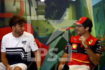 2022-06-10 - Pierre Gasly, Scuderia AlphaTauri and Carlos Sainz, Ferrari during the drivers press conference during the Formula 1 Azerbaijan Grand Prix 2022, 8th round of the 2022 FIA Formula One World Championship, on the Baku City Circuit, from June 10 to 12, 2022 in Baku, Azerbaijan - F1 - AZERBAIJAN GRAND PRIX 2022 - FORMULA 1 - MOTORS