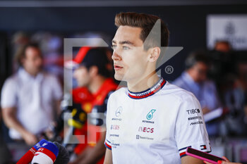 2022-06-10 - RUSSELL George (gbr), Mercedes AMG F1 Team W13, portrait during the Formula 1 Azerbaijan Grand Prix 2022, 8th round of the 2022 FIA Formula One World Championship, on the Baku City Circuit, from June 10 to 12, 2022 in Baku, Azerbaijan - F1 - AZERBAIJAN GRAND PRIX 2022 - FORMULA 1 - MOTORS