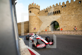 2022-06-10 - 47 SCHUMACHER Mick (ger), Haas F1 Team VF-22 Ferrari, action during the Formula 1 Azerbaijan Grand Prix 2022, 8th round of the 2022 FIA Formula One World Championship, on the Baku City Circuit, from June 10 to 12, 2022 in Baku, Azerbaijan - F1 - AZERBAIJAN GRAND PRIX 2022 - FORMULA 1 - MOTORS