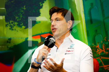 2022-06-11 - WOLFF Toto (aut), Team Principal & CEO of Mercedes AMG F1 Team, portrait during the Formula 1 Azerbaijan Grand Prix 2022, 8th round of the 2022 FIA Formula One World Championship, on the Baku City Circuit, from June 10 to 12, 2022 in Baku, Azerbaijan - F1 - AZERBAIJAN GRAND PRIX 2022 - FORMULA 1 - MOTORS