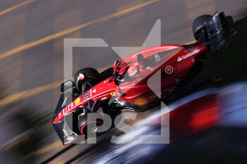 2022-06-11 - 16 LECLERC Charles (mco), Scuderia Ferrari F1-75, action during the Formula 1 Azerbaijan Grand Prix 2022, 8th round of the 2022 FIA Formula One World Championship, on the Baku City Circuit, from June 10 to 12, 2022 in Baku, Azerbaijan - F1 - AZERBAIJAN GRAND PRIX 2022 - FORMULA 1 - MOTORS