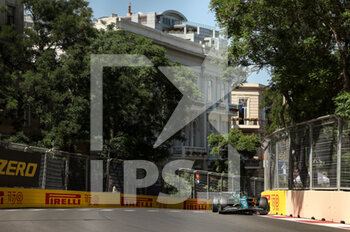 2022-06-11 - 18 STROLL Lance (can), Aston Martin F1 Team AMR22, action during the Formula 1 Azerbaijan Grand Prix 2022, 8th round of the 2022 FIA Formula One World Championship, on the Baku City Circuit, from June 10 to 12, 2022 in Baku, Azerbaijan - F1 - AZERBAIJAN GRAND PRIX 2022 - FORMULA 1 - MOTORS