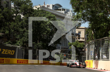 2022-06-11 - 47 SCHUMACHER Mick (ger), Haas F1 Team VF-22 Ferrari, action during the Formula 1 Azerbaijan Grand Prix 2022, 8th round of the 2022 FIA Formula One World Championship, on the Baku City Circuit, from June 10 to 12, 2022 in Baku, Azerbaijan - F1 - AZERBAIJAN GRAND PRIX 2022 - FORMULA 1 - MOTORS