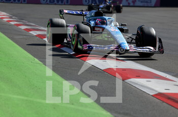 2022-06-11 - 14 ALONSO Fernando (spa), Alpine F1 Team A522, action during the Formula 1 Azerbaijan Grand Prix 2022, 8th round of the 2022 FIA Formula One World Championship, on the Baku City Circuit, from June 10 to 12, 2022 in Baku, Azerbaijan - F1 - AZERBAIJAN GRAND PRIX 2022 - FORMULA 1 - MOTORS