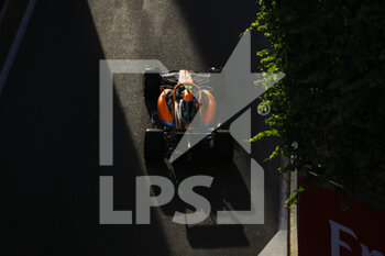2022-06-11 - 04 NORRIS Lando (gbr), McLaren F1 Team MCL36, action during the Formula 1 Azerbaijan Grand Prix 2022, 8th round of the 2022 FIA Formula One World Championship, on the Baku City Circuit, from June 10 to 12, 2022 in Baku, Azerbaijan - F1 - AZERBAIJAN GRAND PRIX 2022 - FORMULA 1 - MOTORS