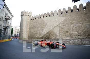 2022-06-11 - 16 LECLERC Charles (mco), Scuderia Ferrari F1-75, action during the Formula 1 Azerbaijan Grand Prix 2022, 8th round of the 2022 FIA Formula One World Championship, on the Baku City Circuit, from June 10 to 12, 2022 in Baku, Azerbaijan - F1 - AZERBAIJAN GRAND PRIX 2022 - FORMULA 1 - MOTORS