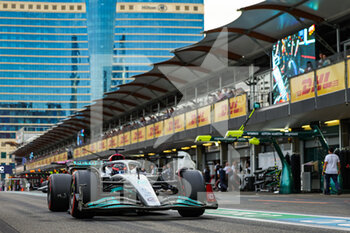 2022-06-11 - 63 RUSSELL George (gbr), Mercedes AMG F1 Team W13, action during the Formula 1 Azerbaijan Grand Prix 2022, 8th round of the 2022 FIA Formula One World Championship, on the Baku City Circuit, from June 10 to 12, 2022 in Baku, Azerbaijan - F1 - AZERBAIJAN GRAND PRIX 2022 - FORMULA 1 - MOTORS