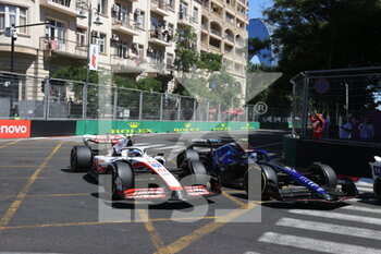 2022-06-12 - 47 SCHUMACHER Mick (ger), Haas F1 Team VF-22 Ferrari, action 06 LATIFI Nicholas (can), Williams Racing FW44, action during the Formula 1 Azerbaijan Grand Prix 2022, 8th round of the 2022 FIA Formula One World Championship, on the Baku City Circuit, from June 10 to 12, 2022 in Baku, Azerbaijan - F1 - AZERBAIJAN GRAND PRIX 2022 - RACE - FORMULA 1 - MOTORS