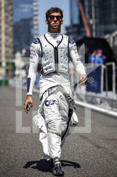 2022-06-12 - GASLY Pierre (fra), Scuderia AlphaTauri AT03, portrait during the Formula 1 Azerbaijan Grand Prix 2022, 8th round of the 2022 FIA Formula One World Championship, on the Baku City Circuit, from June 10 to 12, 2022 in Baku, Azerbaijan - F1 - AZERBAIJAN GRAND PRIX 2022 - RACE - FORMULA 1 - MOTORS