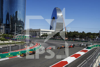 2022-06-12 - 11 PEREZ Sergio (mex), Red Bull Racing RB18, action 16 LECLERC Charles (mco), Scuderia Ferrari F1-75, action 01 VERSTAPPEN Max (nld), Red Bull Racing RB18, action 55 SAINZ Carlos (spa), Scuderia Ferrari F1-75, action start of the race, depart, during the Formula 1 Azerbaijan Grand Prix 2022, 8th round of the 2022 FIA Formula One World Championship, on the Baku City Circuit, from June 10 to 12, 2022 in Baku, Azerbaijan - F1 - AZERBAIJAN GRAND PRIX 2022 - RACE - FORMULA 1 - MOTORS