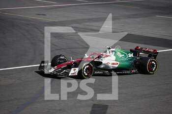 2022-06-12 - 24 ZHOU Guanyu (chi), Alfa Romeo F1 Team ORLEN C42, action during the Formula 1 Azerbaijan Grand Prix 2022, 8th round of the 2022 FIA Formula One World Championship, on the Baku City Circuit, from June 10 to 12, 2022 in Baku, Azerbaijan - F1 - AZERBAIJAN GRAND PRIX 2022 - RACE - FORMULA 1 - MOTORS