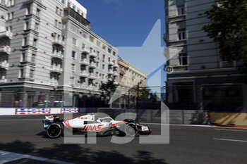 2022-06-12 - 47 SCHUMACHER Mick (ger), Haas F1 Team VF-22 Ferrari, action during the Formula 1 Azerbaijan Grand Prix 2022, 8th round of the 2022 FIA Formula One World Championship, on the Baku City Circuit, from June 10 to 12, 2022 in Baku, Azerbaijan - F1 - AZERBAIJAN GRAND PRIX 2022 - RACE - FORMULA 1 - MOTORS