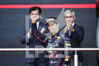 2022-06-12 - PEREZ Sergio (mex), Red Bull Racing RB18, portrait podium during the Formula 1 Azerbaijan Grand Prix 2022, 8th round of the 2022 FIA Formula One World Championship, on the Baku City Circuit, from June 10 to 12, 2022 in Baku, Azerbaijan - F1 - AZERBAIJAN GRAND PRIX 2022 - RACE - FORMULA 1 - MOTORS