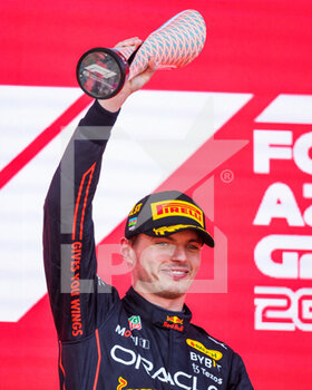 2022-06-12 - VERSTAPPEN Max (ned), Red Bull Racing RB18, portrait podium during the Formula 1 Azerbaijan Grand Prix 2022, 8th round of the 2022 FIA Formula One World Championship, on the Baku City Circuit, from June 10 to 12, 2022 in Baku, Azerbaijan - F1 - AZERBAIJAN GRAND PRIX 2022 - RACE - FORMULA 1 - MOTORS