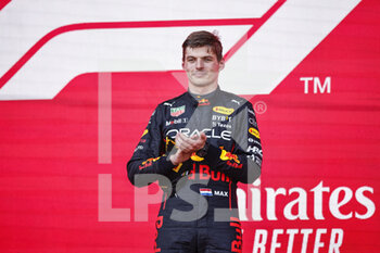 2022-06-12 - VERSTAPPEN Max (ned), Red Bull Racing RB18, portrait podium during the Formula 1 Azerbaijan Grand Prix 2022, 8th round of the 2022 FIA Formula One World Championship, on the Baku City Circuit, from June 10 to 12, 2022 in Baku, Azerbaijan - F1 - AZERBAIJAN GRAND PRIX 2022 - RACE - FORMULA 1 - MOTORS