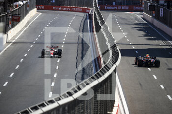2022-06-12 - 77 BOTTAS Valtteri (fin), Alfa Romeo F1 Team ORLEN C42, action 11 PEREZ Sergio (mex), Red Bull Racing RB18, action during the Formula 1 Azerbaijan Grand Prix 2022, 8th round of the 2022 FIA Formula One World Championship, on the Baku City Circuit, from June 10 to 12, 2022 in Baku, Azerbaijan - F1 - AZERBAIJAN GRAND PRIX 2022 - RACE - FORMULA 1 - MOTORS