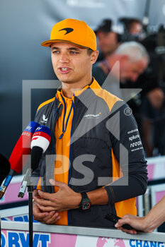 2022-06-17 - NORRIS Lando (gbr), McLaren F1 Team MCL36, portrait during the Formula 1 AWS Grand Prix du Canada 2022, 9th round of the 2022 FIA Formula One World Championship, on the Circuit Gilles Villeneuve, from June 17 to 19, 2022 in Montreal, Canada - F1 - CANADIAN GRAND PRIX 2022 - FORMULA 1 - MOTORS