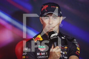 2022-06-17 - PEREZ Sergio (mex), Red Bull Racing RB18, portrait press conference during the Formula 1 AWS Grand Prix du Canada 2022, 9th round of the 2022 FIA Formula One World Championship, on the Circuit Gilles Villeneuve, from June 17 to 19, 2022 in Montreal, Canada - F1 - CANADIAN GRAND PRIX 2022 - FORMULA 1 - MOTORS