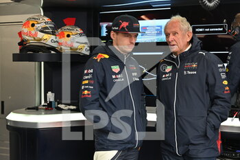 2022-06-18 - VERSTAPPEN Max (ned), Red Bull Racing RB18, MARKO Helmut (aut), Drivers’ Manager of Red Bull Racing, portrait during the Formula 1 AWS Grand Prix du Canada 2022, 9th round of the 2022 FIA Formula One World Championship, on the Circuit Gilles Villeneuve, from June 17 to 19, 2022 in Montreal, Canada - F1 - CANADIAN GRAND PRIX 2022 - FORMULA 1 - MOTORS