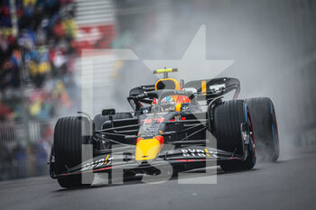 2022-06-18 - 11 PEREZ Sergio (mex), Red Bull Racing RB18, action during the Formula 1 AWS Grand Prix du Canada 2022, 9th round of the 2022 FIA Formula One World Championship, on the Circuit Gilles Villeneuve, from June 17 to 19, 2022 in Montreal, Canada - F1 - CANADIAN GRAND PRIX 2022 - FORMULA 1 - MOTORS