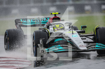 2022-06-18 - 44 HAMILTON Lewis (gbr), Mercedes AMG F1 Team W13, action during the Formula 1 AWS Grand Prix du Canada 2022, 9th round of the 2022 FIA Formula One World Championship, on the Circuit Gilles Villeneuve, from June 17 to 19, 2022 in Montreal, Canada - F1 - CANADIAN GRAND PRIX 2022 - FORMULA 1 - MOTORS