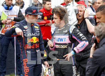 2022-06-18 - VERSTAPPEN Max (ned), Red Bull Racing RB18, ALONSO Fernando (spa), Alpine F1 Team A522, portrait during the Formula 1 AWS Grand Prix du Canada 2022, 9th round of the 2022 FIA Formula One World Championship, on the Circuit Gilles Villeneuve, from June 17 to 19, 2022 in Montreal, Canada - F1 - CANADIAN GRAND PRIX 2022 - FORMULA 1 - MOTORS